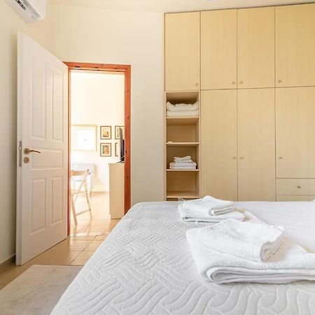 Cozy Apartment In The Heart Of City Center Heraklion  Bagian luar foto