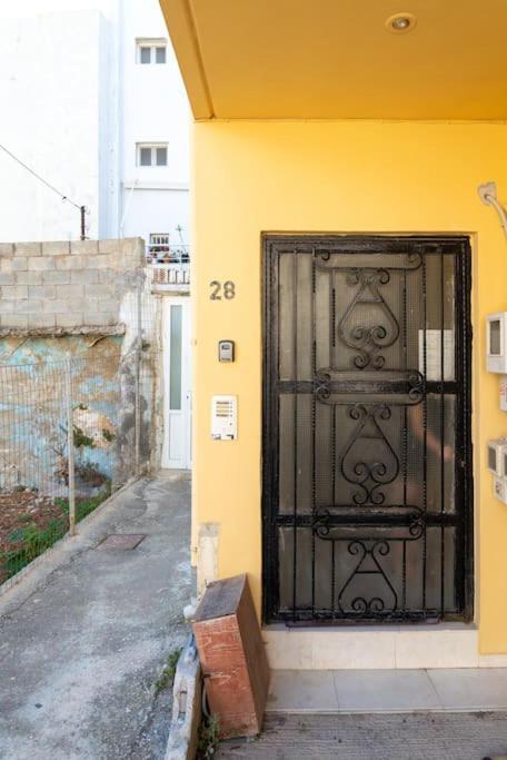 Cozy Apartment In The Heart Of City Center Heraklion  Bagian luar foto