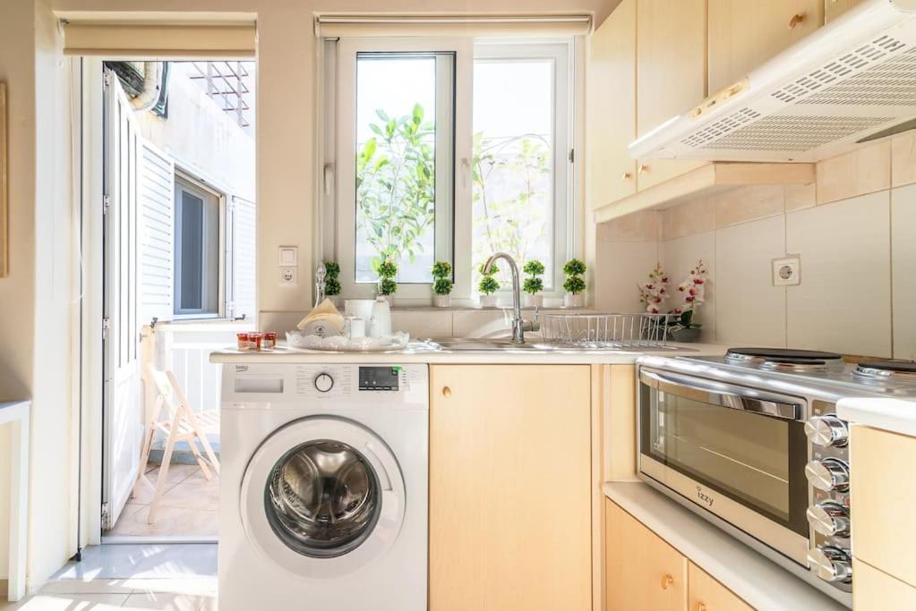 Cozy Apartment In The Heart Of City Center Heraklion  Bagian luar foto